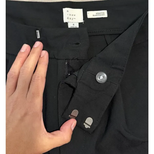 A New Day Women’s Shorts 8 Black Stretch High Rise Dress Shorts NWT - Image 3