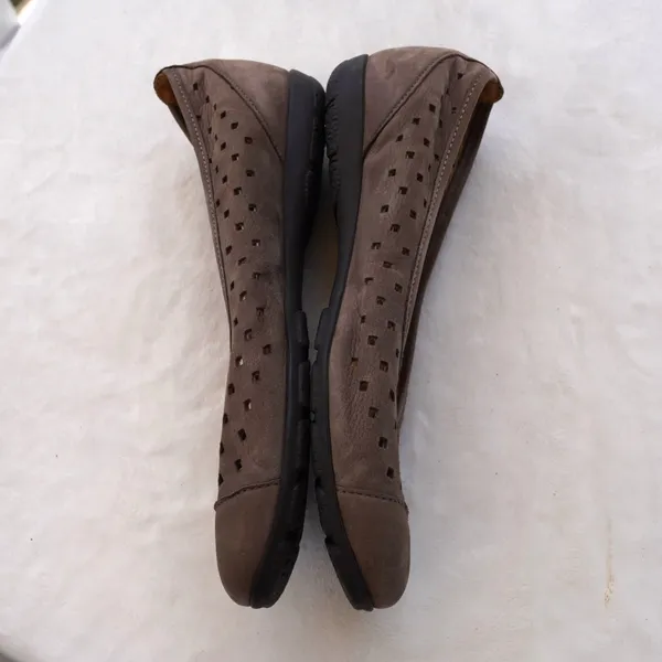 Gabor Hovercraft Brown Suede Perforated Flats Size 5.5‎ - Image 5