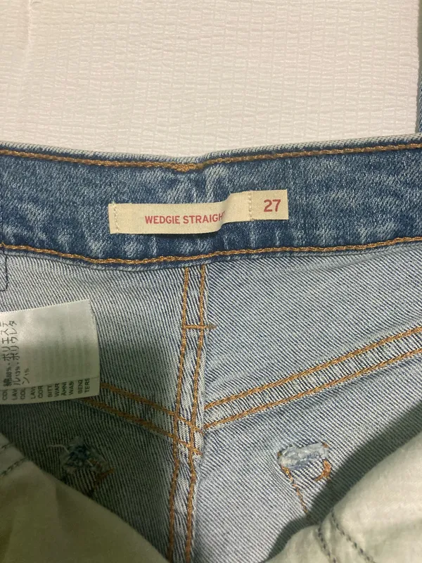 Levi’s - Image 2