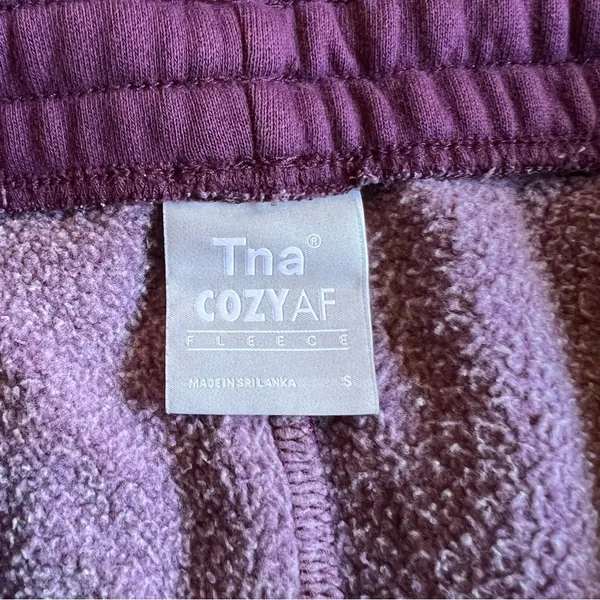 Aritzia TNA Cozy Fleece Boyfriend Sweatpants - Image 6