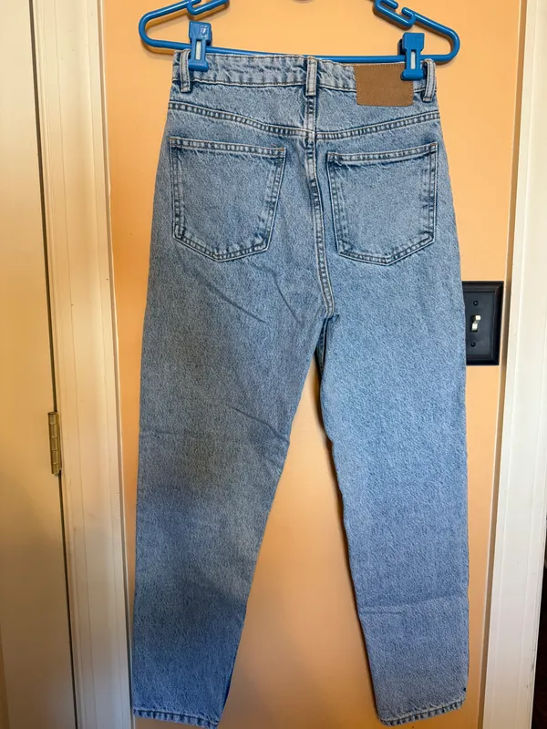 Mom Jeans - Image 4