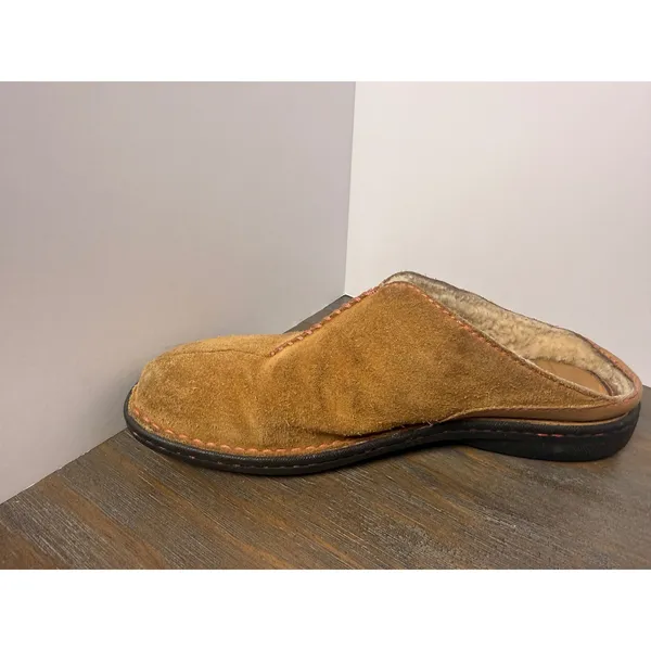 UGG Women's Size 8 Brown Suede Shearling Lined Clog Slippers - Image 5