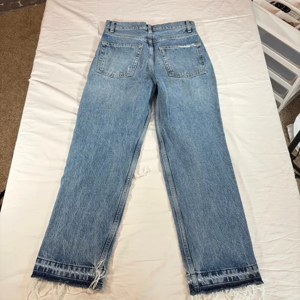 We the Free womens high rise crop straight leg jeans. Sz 25. distressed fray hem - Image 3