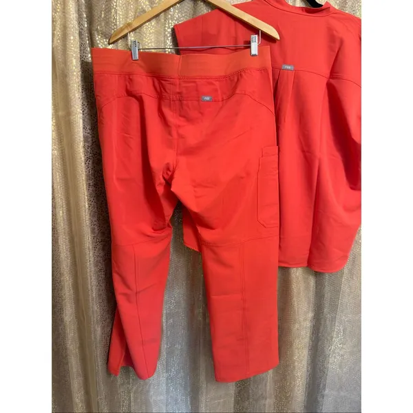 FIGS Rafaela‎ Top Kade Scrubs Pants in Clay Orange Matching Set NWT XL - Image 2