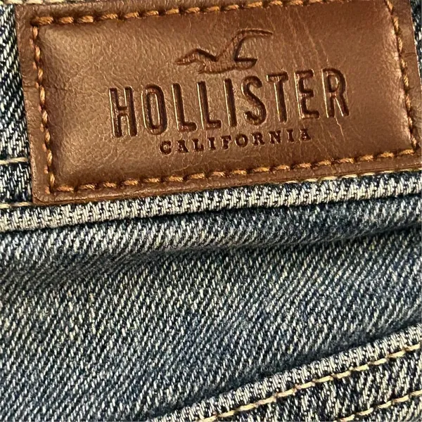 Hollister Women's Ultra High Rise Distressed Denim‎ Shorts Size 23 Blue - Image 8