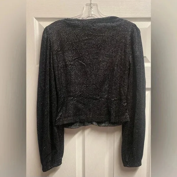 NWT Lulus Cropped Sequin/Sparkle Top Size Small - Image 5