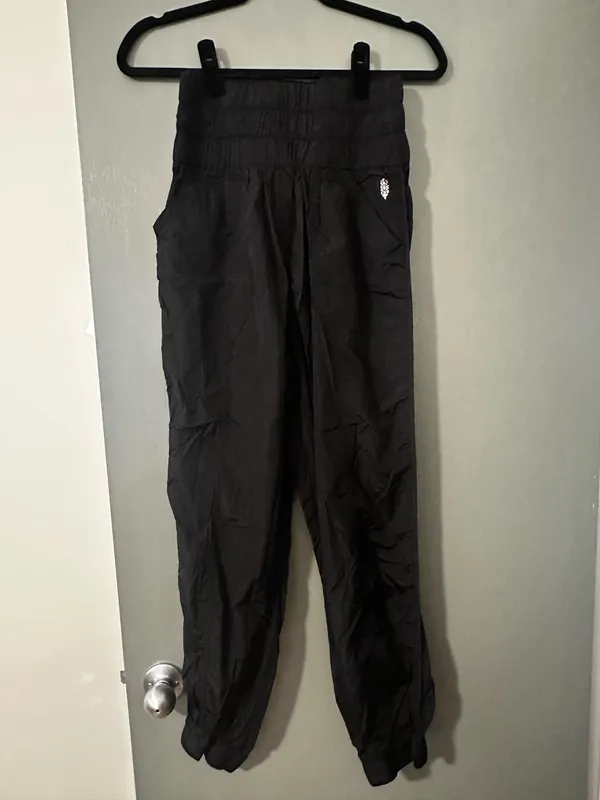 FP Movement Windbreaker Joggers - Image 3