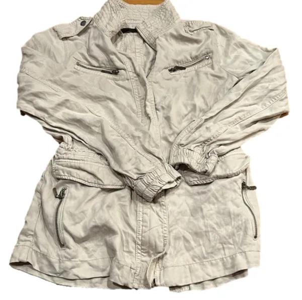 Max jeans size small jacket zip up - Image 2