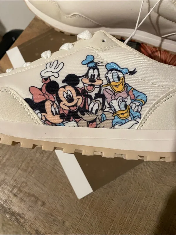 New With Tag Disney Kids Cream and Pink Mickey Sneakersnew Size 8 - Image 4