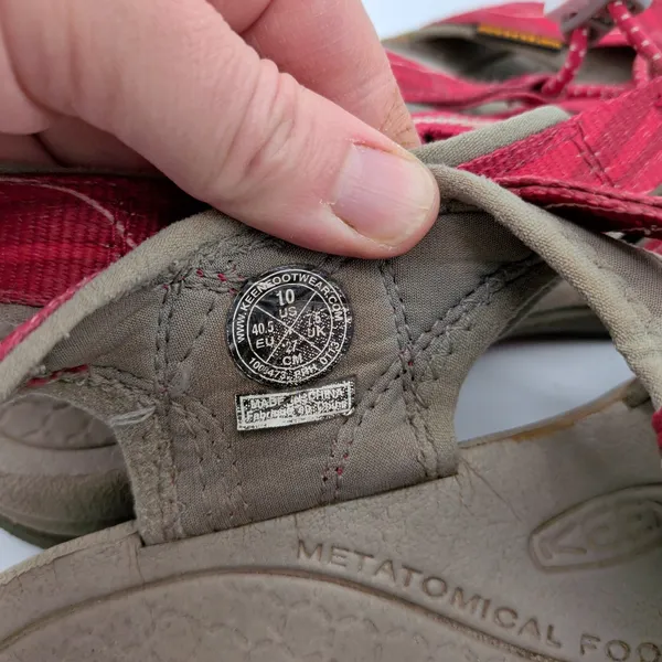 Keen Venice H2 Womens 10 Red Gray Waterproof Sport Hiking Sandals 1008473‎ - Image 8