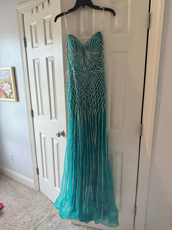 Portia Scarlett peacock prom dress - Image 2