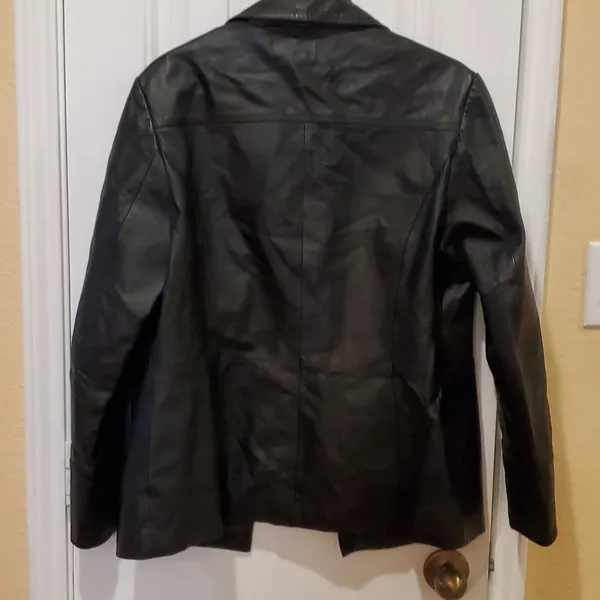 Austin Clothing Co Women's Leather Jacket Size XL - Image 6