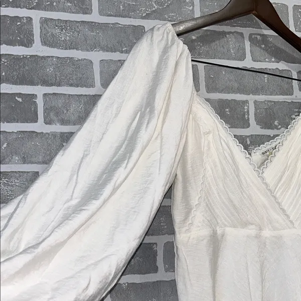 NWT‎ Saints + Secrets White Babydoll Mini Dress Boho Cottagecore Puff Sleeve M - Image 4