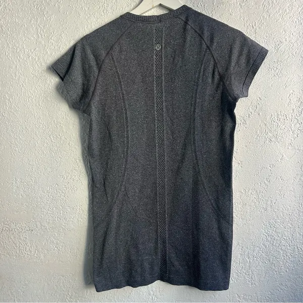 Lululemon Swiftly Gray Women's Athletic Top - Image 3
