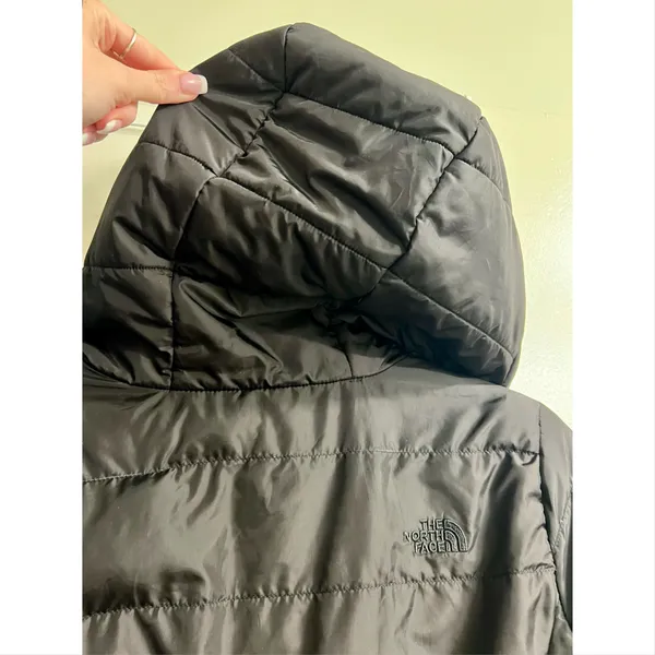 The North Face Women’s Black Hooded Long Puffer Coat - Image 10