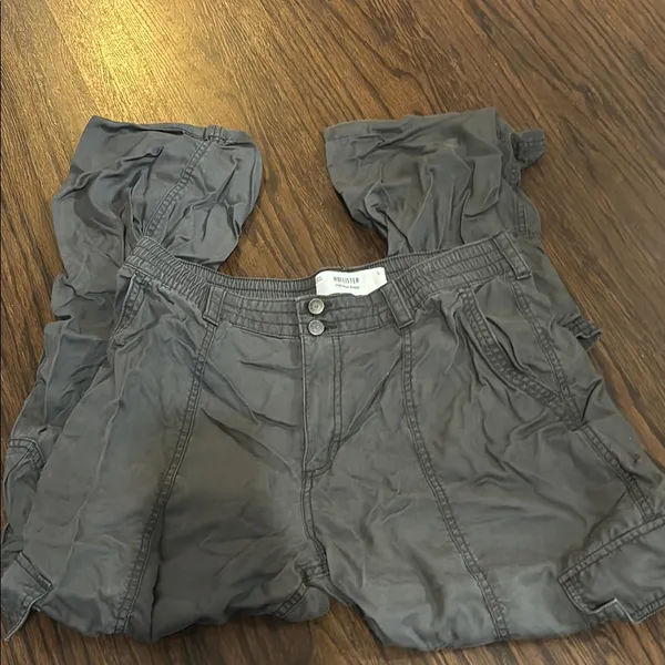 Hollister Gray Wide Leg Pants with Relaxed Fit - Image 2