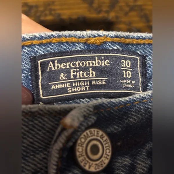 Abercrombie & Fitch Annie High Rise Distressed‎ Denim Shorts - 30 / 10 - Image 7