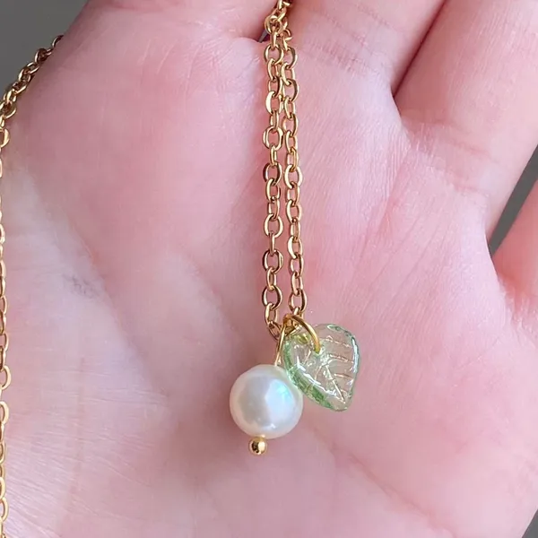 Handmade freshwater pearl & leaf fairy statement necklace🍃 - Image 4