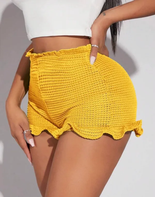 Yellow Knit shorts Size M - Image 2