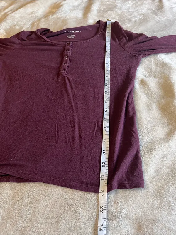 AMERICAN EAGLE Burgundy Soft & Sexy Women’s Henley Sz XS EUC - Image 5