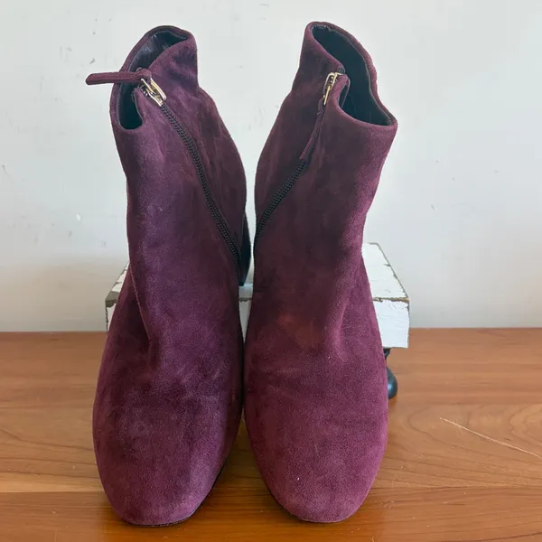 White House Black Market Zeek Plum Suede Studded‎ Block Heel Ankle Boots 7.5M - Image 3