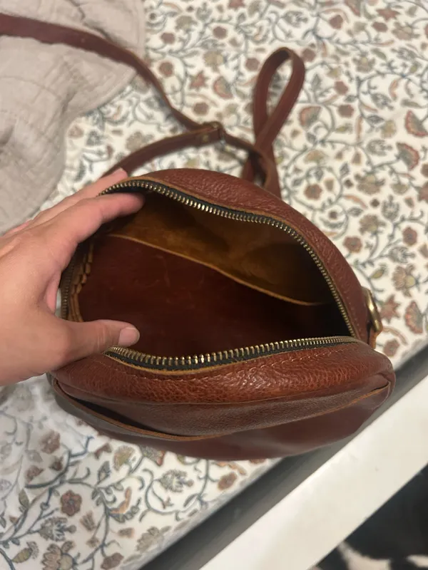 Portland leather nearly perfect crossbody - Image 2