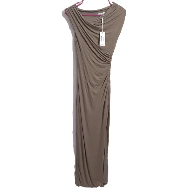 NWT Petal & Pup Wynn Maxi Dress Mocha Off Shoulder Ruched Side Slit Gown XS - Image 5