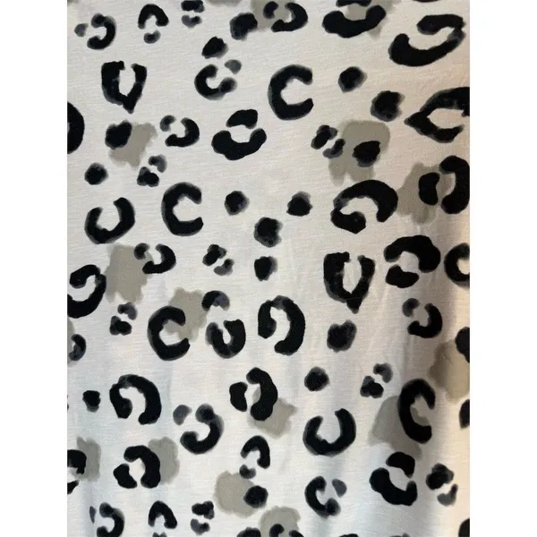 Jaclyn Intimates Pajama Set Womens Small Ivory Animal Print Button Top - Image 5