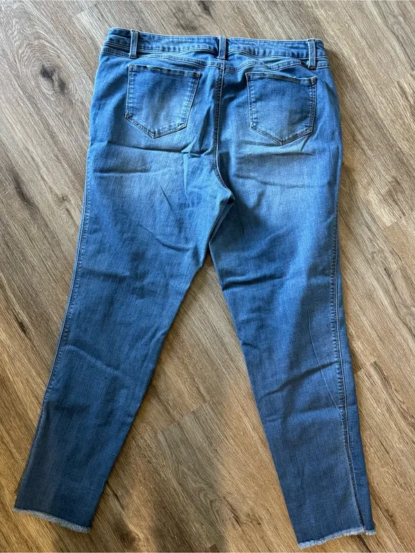 Women 1822 Denim Ankle Jeans Size 16 - Image 3