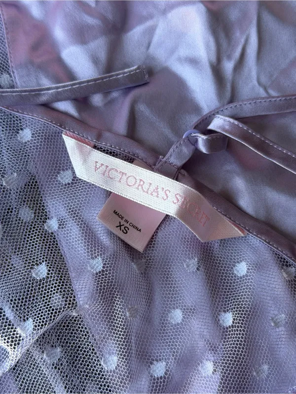 Victoria’s Secret Lavender 100% Silk Babydoll Chemise XS Sheer Polka Dot Y2K - Image 4