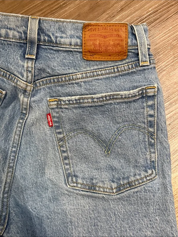Levi’s Premium 501 Cropped Jeans 24 Rare Style Big E Raw Hem $108 - Image 5
