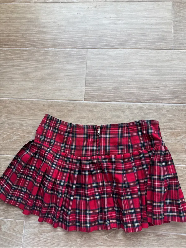 Tripp nyc SET Mini Skirt and Top Plaid Red Black Corset lace up pleated - Image 8