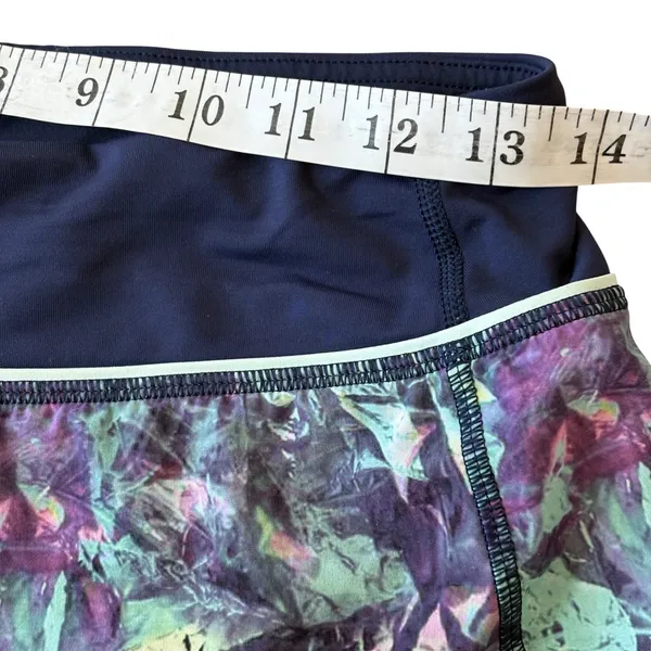 Lululemon Speed Up Shorts Women 4 Abstract Workout Summer Beach Low Rise Running - Image 9