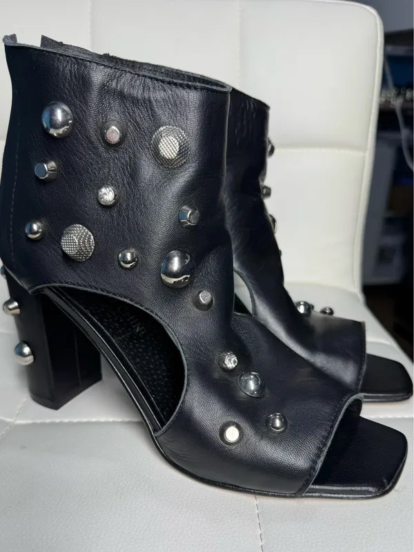 Fabrizio Chini Black Leather Studded Peep Toe Ankle Booties Made in Italy - Image 8