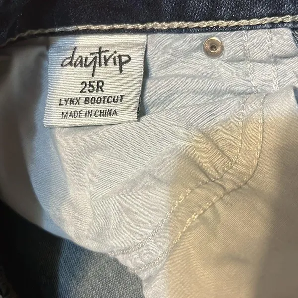 daytrip lynx boot cut size 25 R - Image 6