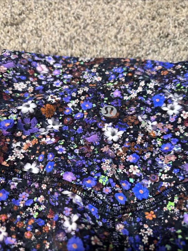 Lululemon Align High-Rise Short 7" Flower Burst Multi size 0 - Image 3