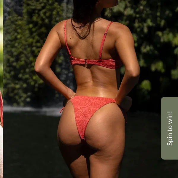 Berlook Jacquard Knot Bikini Top ONLY 43 Red Size M - Image 3
