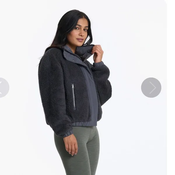 Vuori | Women's Alpine W Cozy Black Full Zip Fleece Funnel Sherpa Jacket, XL - Image 2