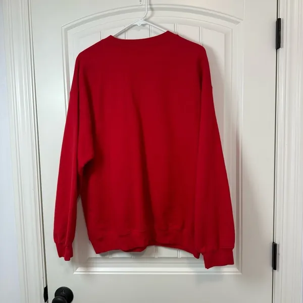 Gildan Red Graphic Sweatshirt Vibrant Cotton Blend Christmas - Image 4