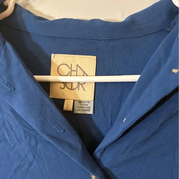 NWT cropped‎ button blouse from chaser - Image 2