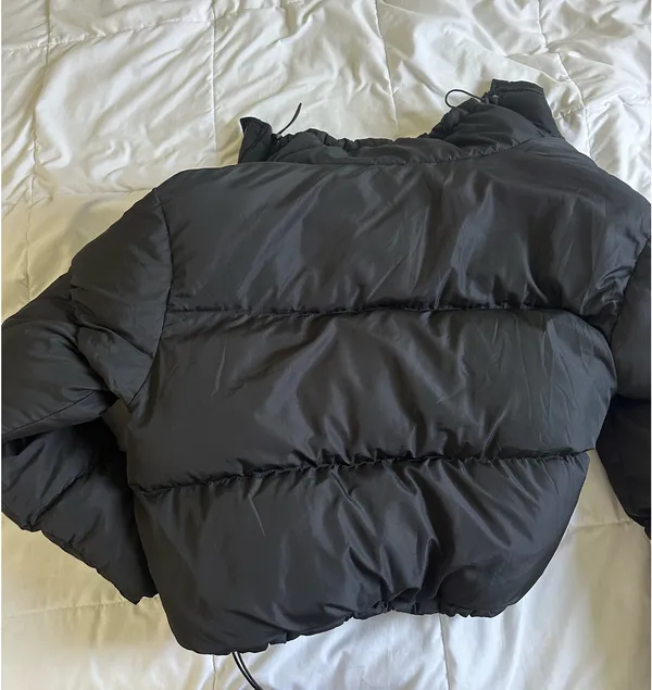 Pretty Little Thing Puffer Jacket - Image 3