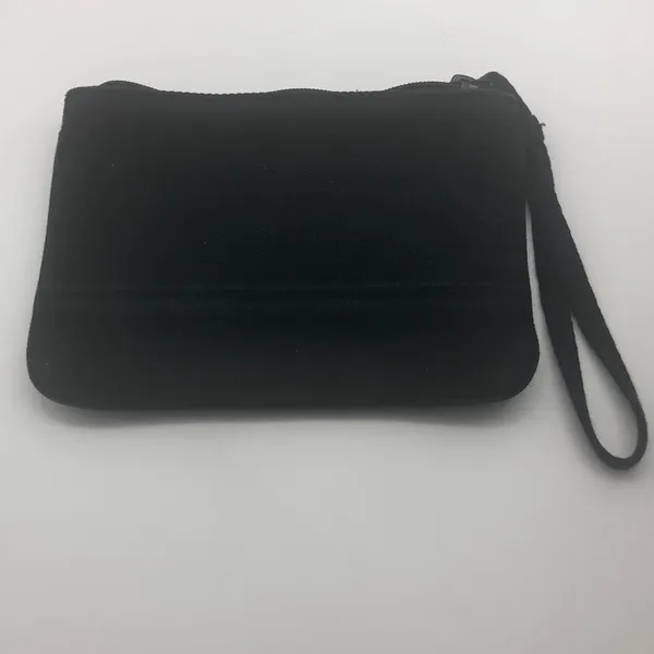 LANDS’ END Wristlet. - Image 3