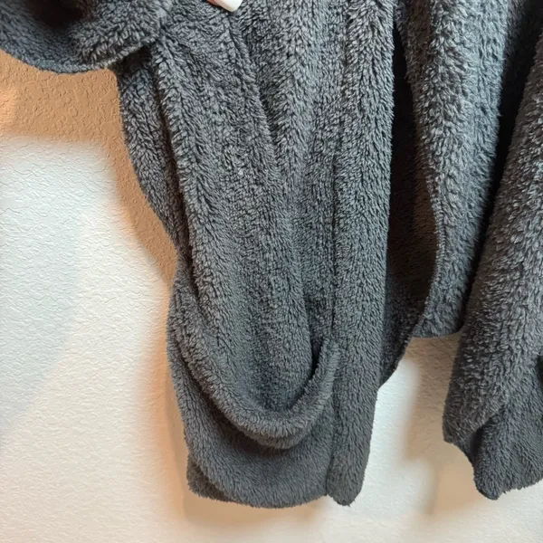 Feeet Rit Charcoal Women's Cardigan - Image 4