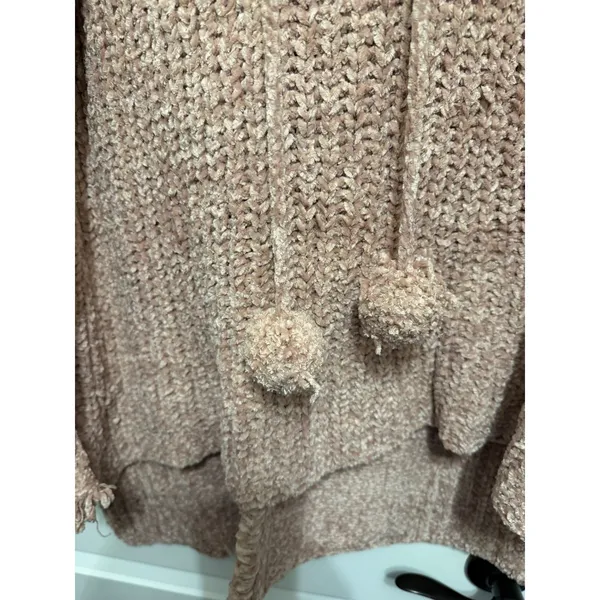 POL‎ Chenille Pom Pom Hoodie Distressed Knit Sweater Pink Size Medium - Image 3