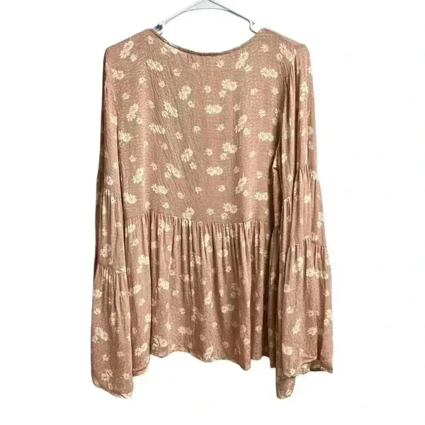 Altar'd State Flared Sleeve Floral Blouse Boho Style Women's Size Medium - Image 7