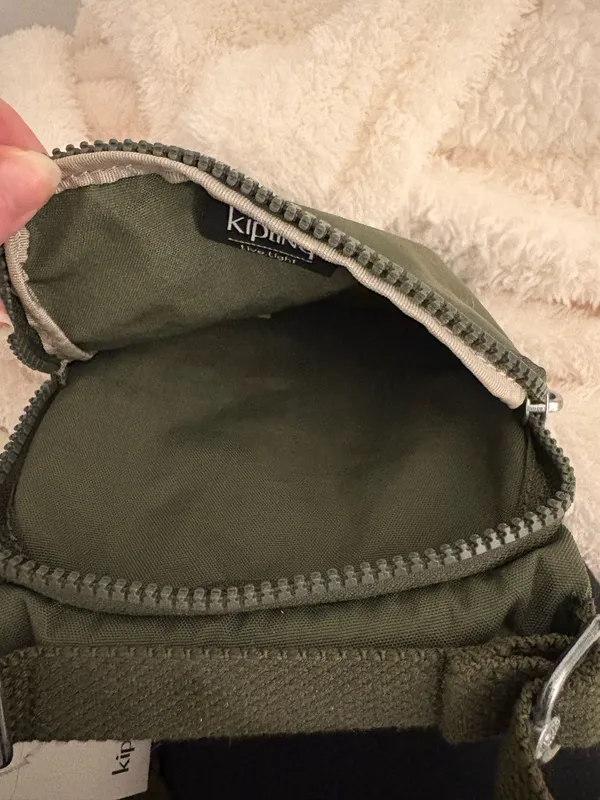 NWT Kipling Green Crossbody Bag - Image 3