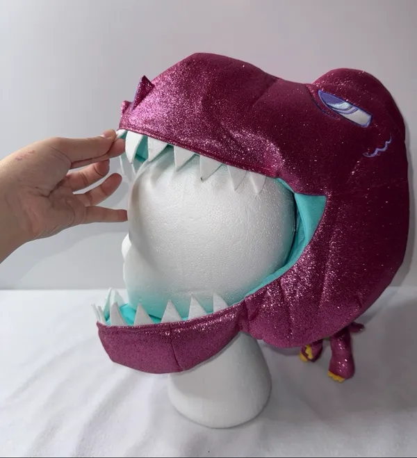 Disney Dinosaur hat - Image 3
