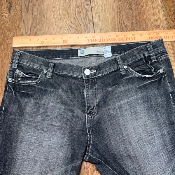 Y2K Gap Jeans Womens 16 Faded Black Distressed Low Rise 100% Cotton Denim Skinny - Image 4