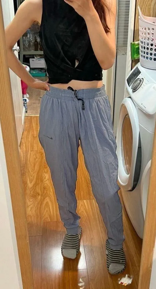 Nike Women’s Packable Running Pants - Image 2