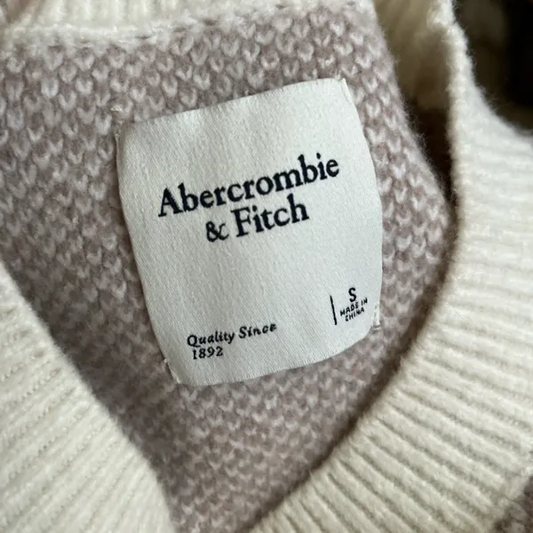 Abercrombie Sweater - Image 2
